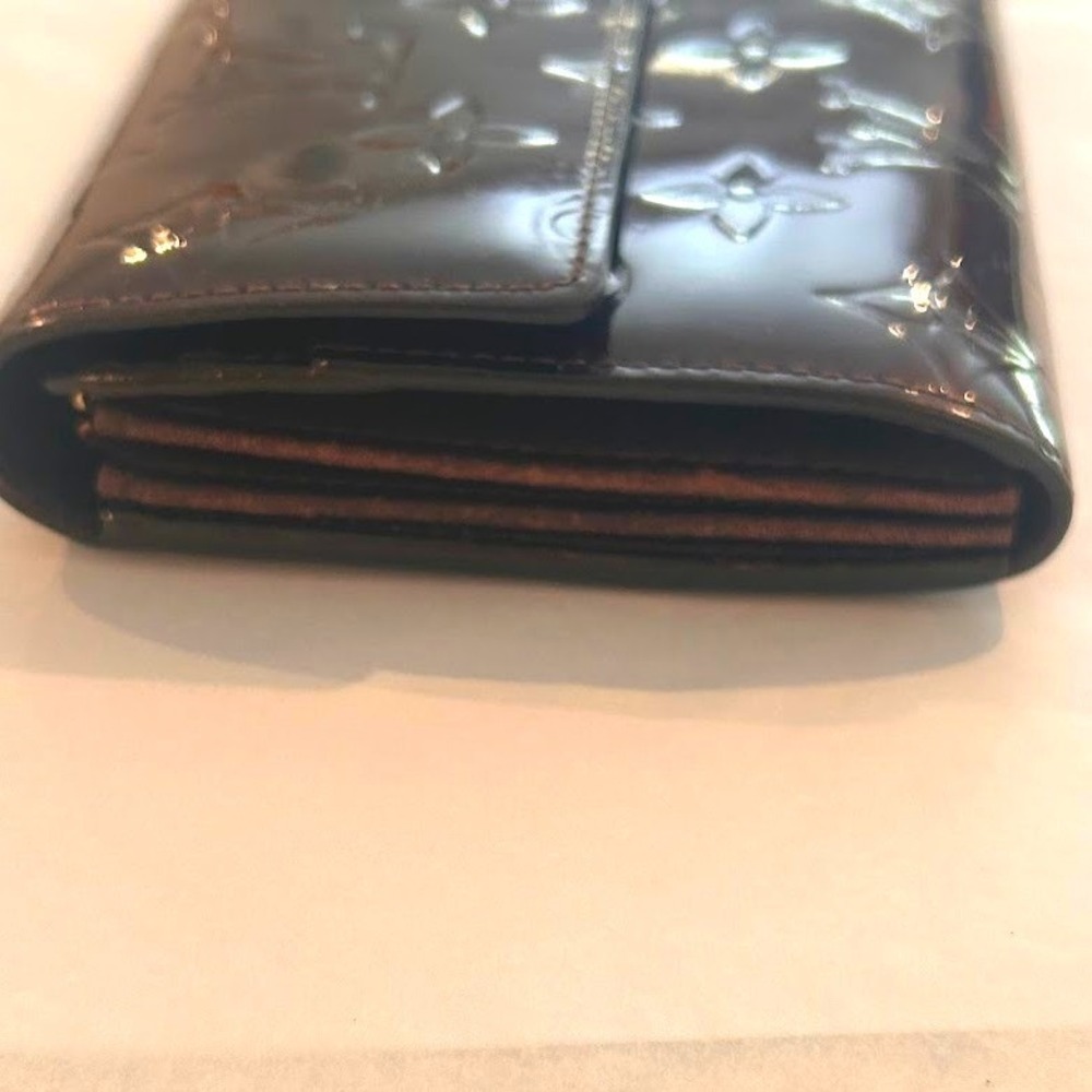 Louis Vuitton Oxblood Patent Monogram Vernis Sarah Wallet Amarante 2007 French - Picture 4 of 11